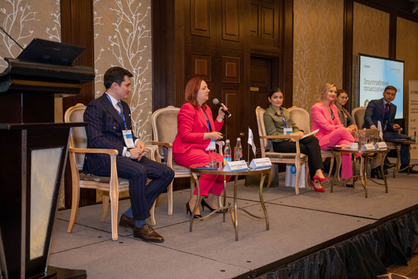 Выступление Ирины Резниковой